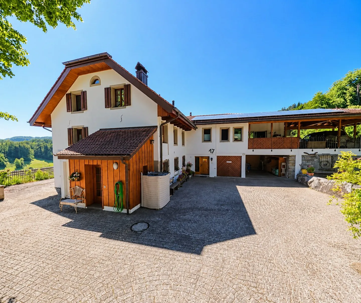 Villa affascinante di 8.5 stanze - Foto 3 di 11
