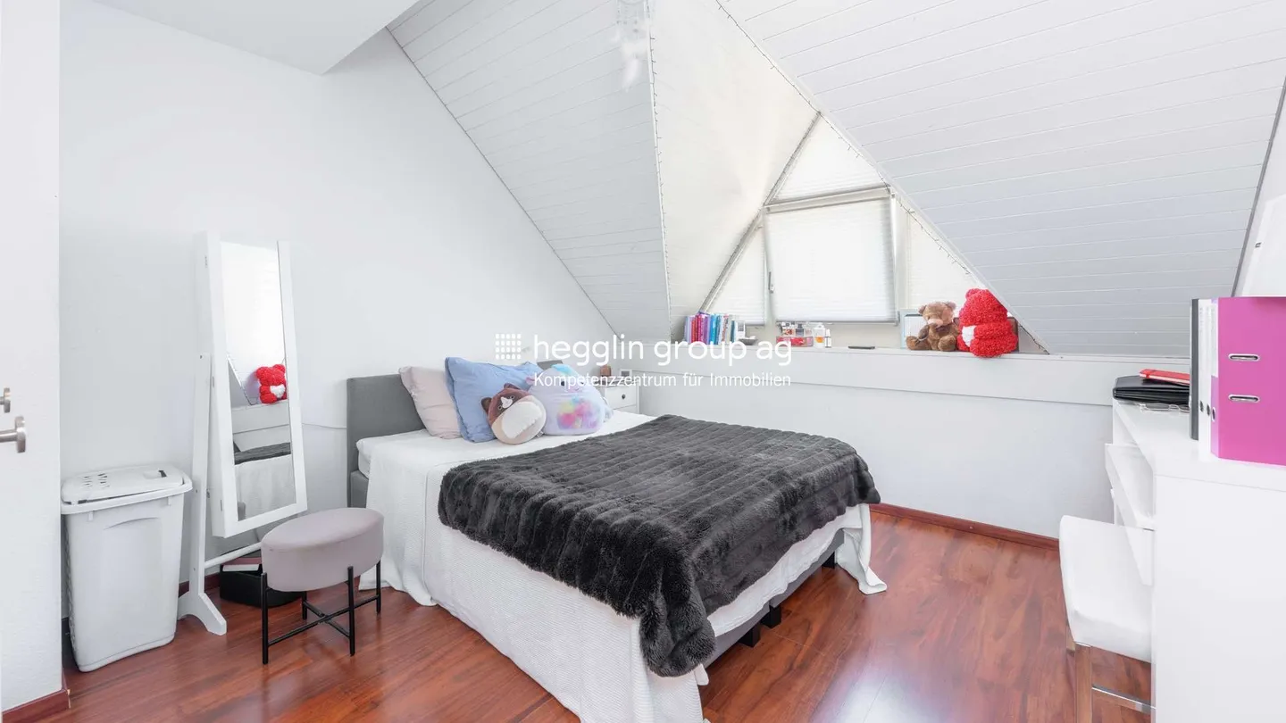 Vivere centrale con spazio per tutta la famiglia - Foto 10 di 12