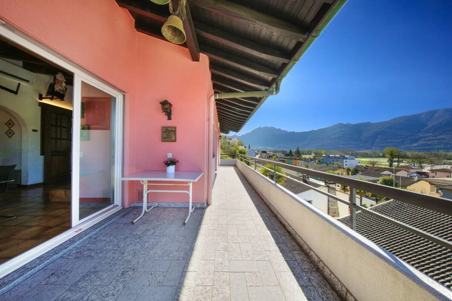 Charmantes Haus in Cugnasco - Foto 4 von 28