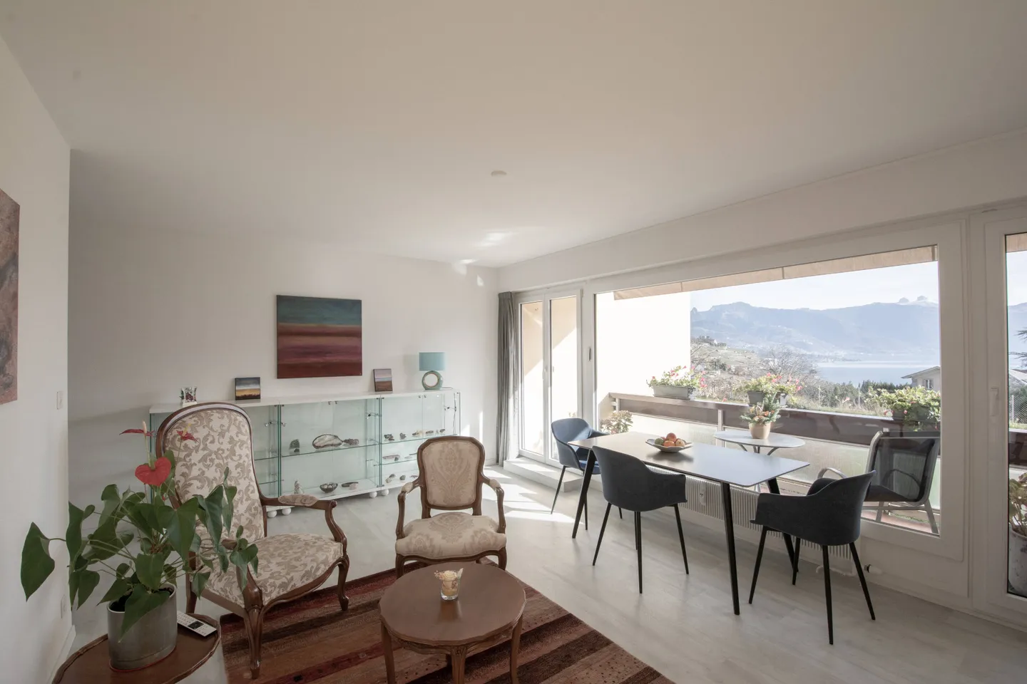 Apartment for sale - Photo 2 of 9