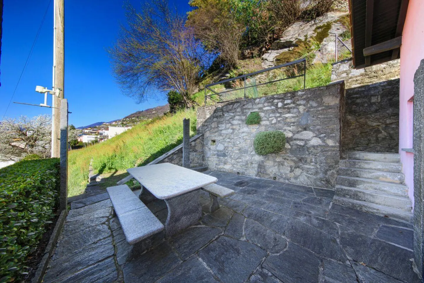 Charmantes Haus in Cugnasco - Foto 21 von 28