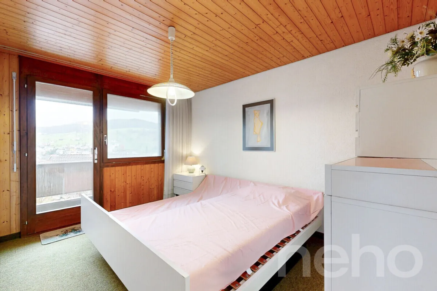 Charming single-family house with garden idyll in sunny hillside location - Photo 5 of 9