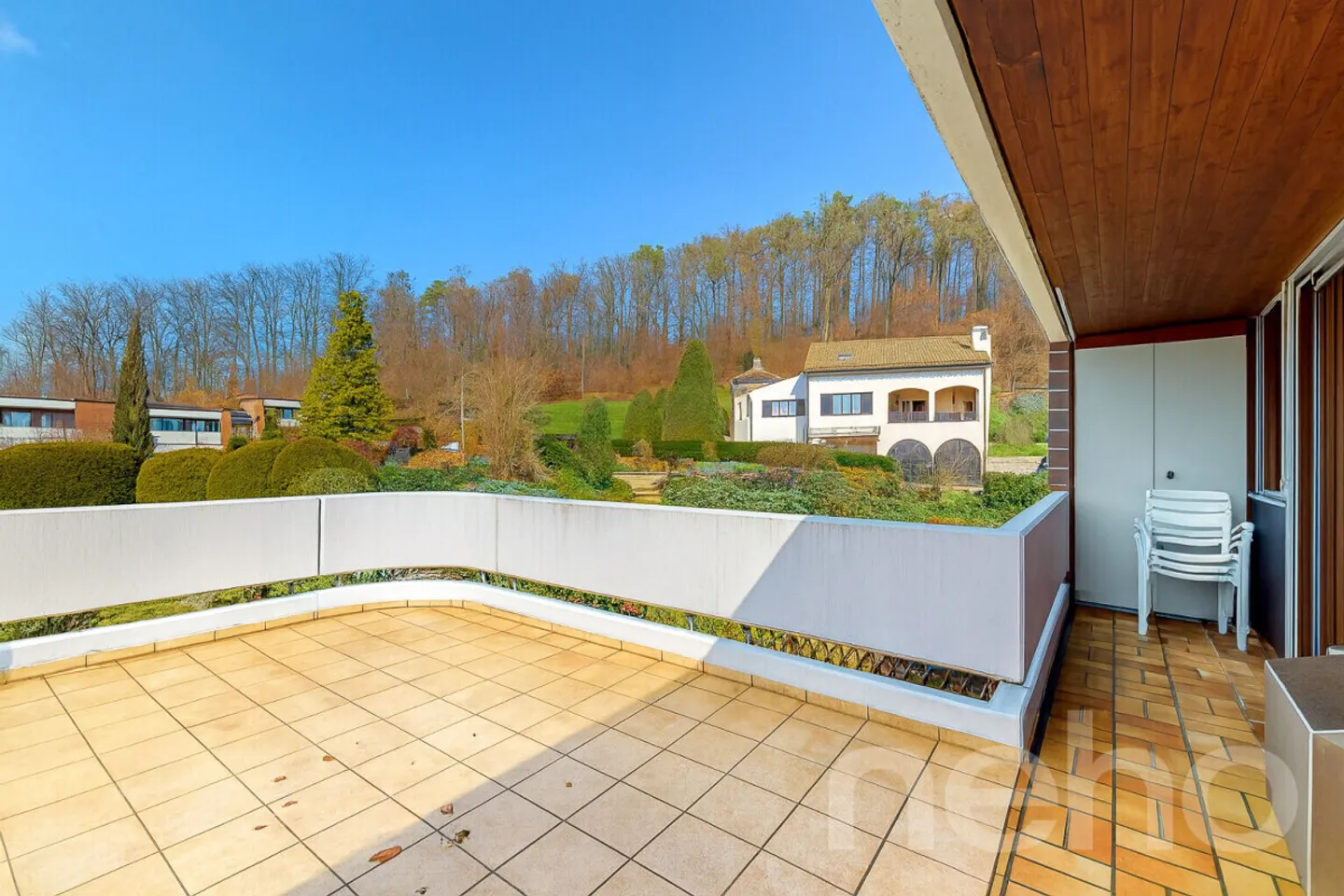 Charming single-family house with garden idyll in sunny hillside location - Photo 7 of 9