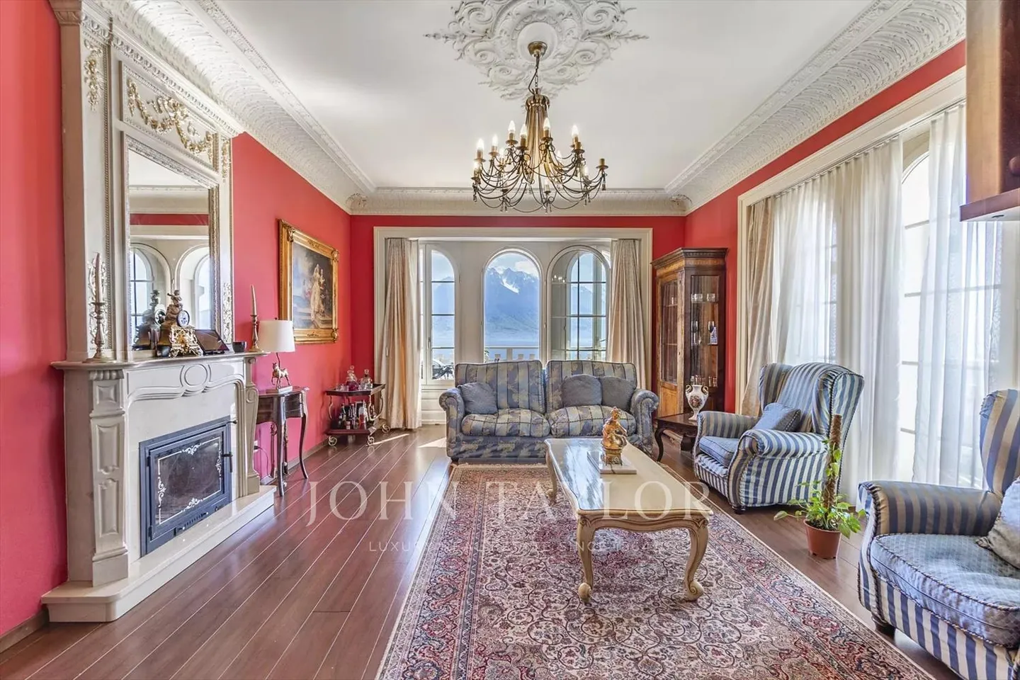 ESCLUSIVITÀ! Appartamento di 160m2 con vista magnifica - Foto 4 di 11