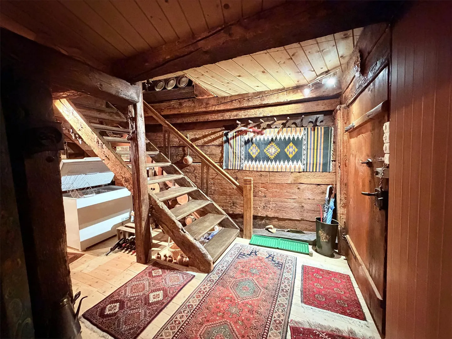 Historisches Haus mit Seezugang - Foto 12 von 31