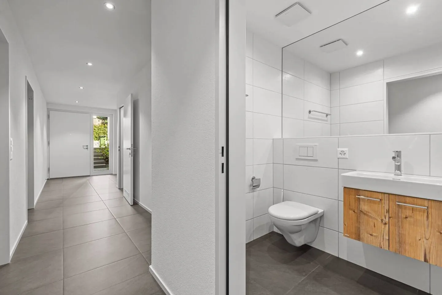 Semi-Detached Family House in a Family-Friendly & Quiet Location! - Photo 14 of 16