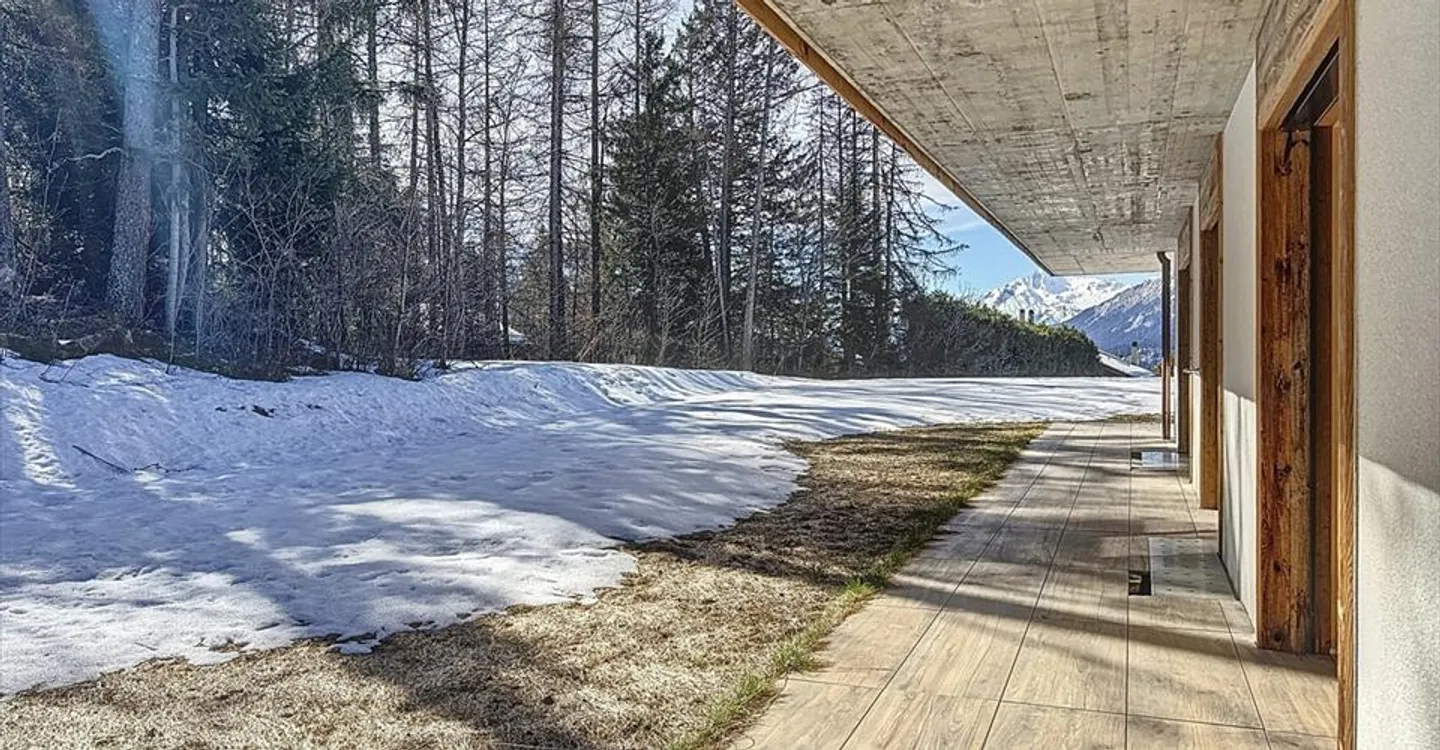 Moderner Chalet mit Privatgarten - Foto 6 von 12