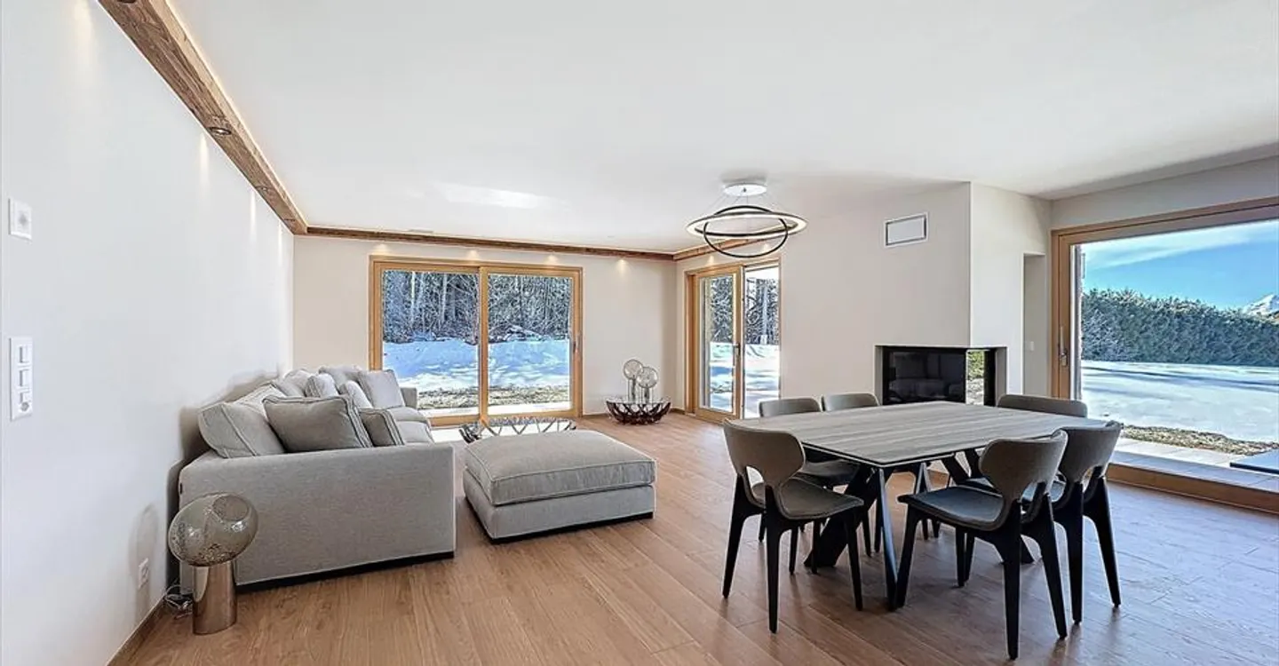 Moderner Chalet mit Privatgarten - Foto 7 von 12