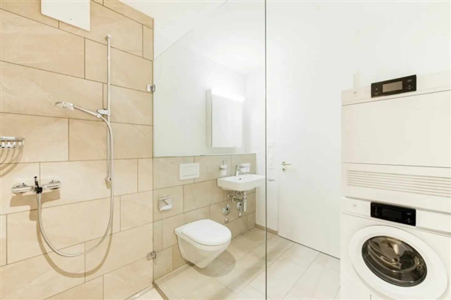 201 3.5 Appartamento mansardato - Foto 8 di 10