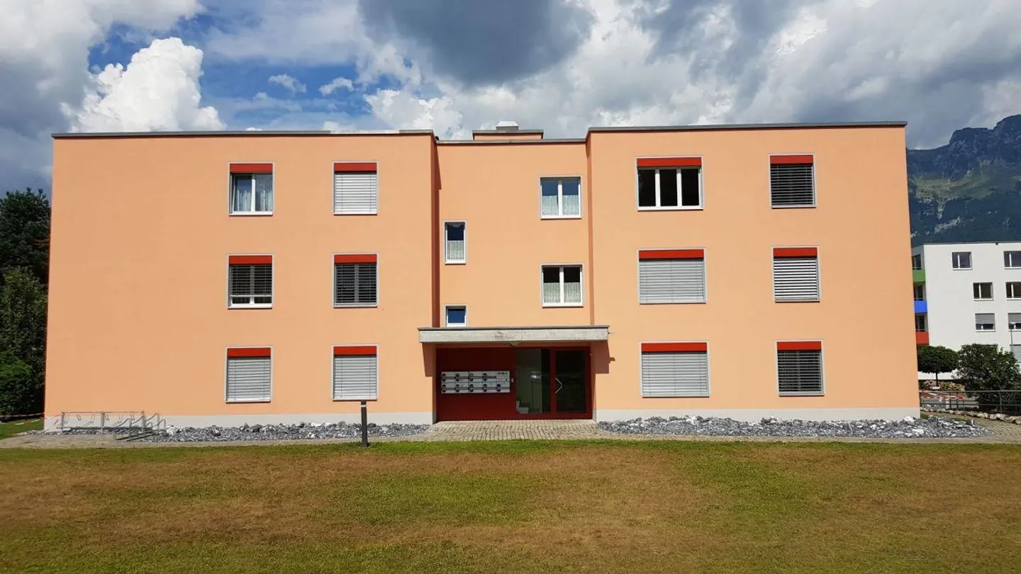 appartement spacieux de 2½ pièces - Photo 3 sur 10