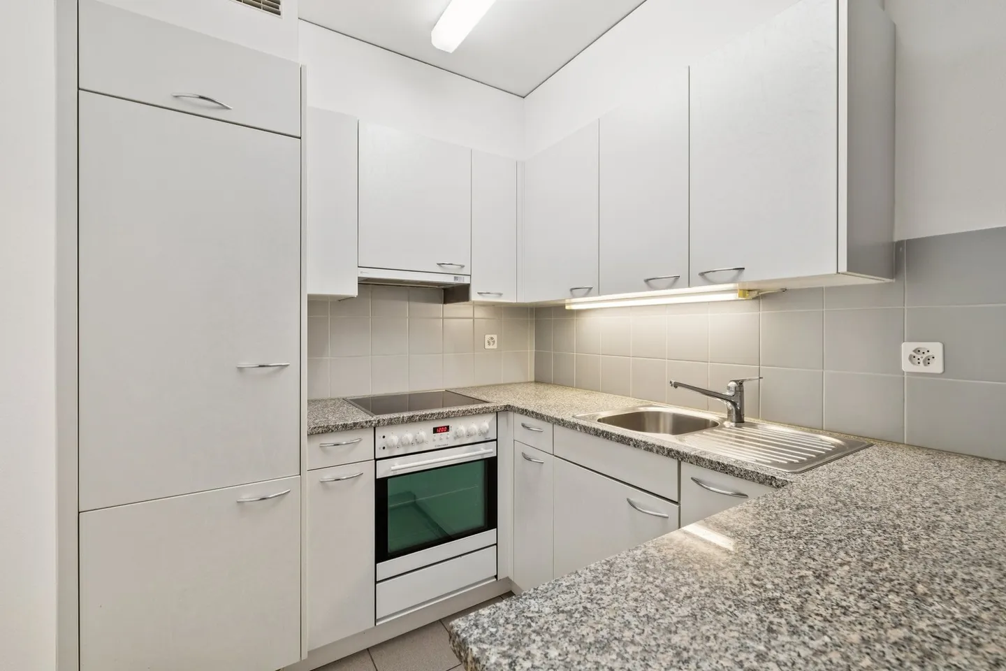 Appartamento in affitto - Foto 6 di 9