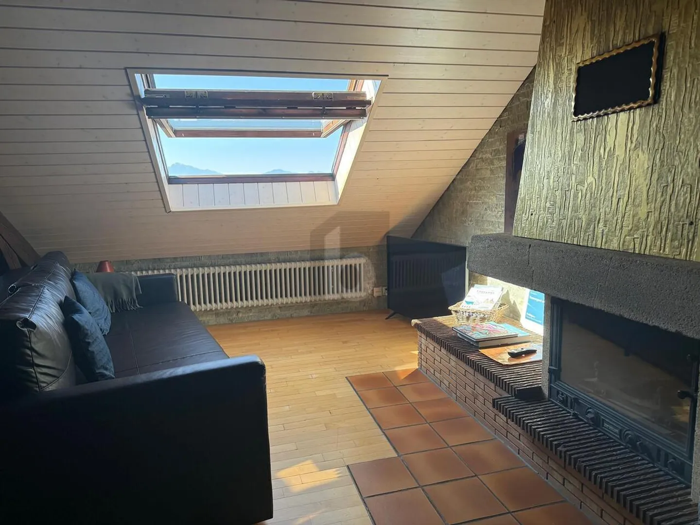 MAGNIFICO ATTICO ARREDATO, TRA LAGO E STAZIONE! - Foto 3 di 6