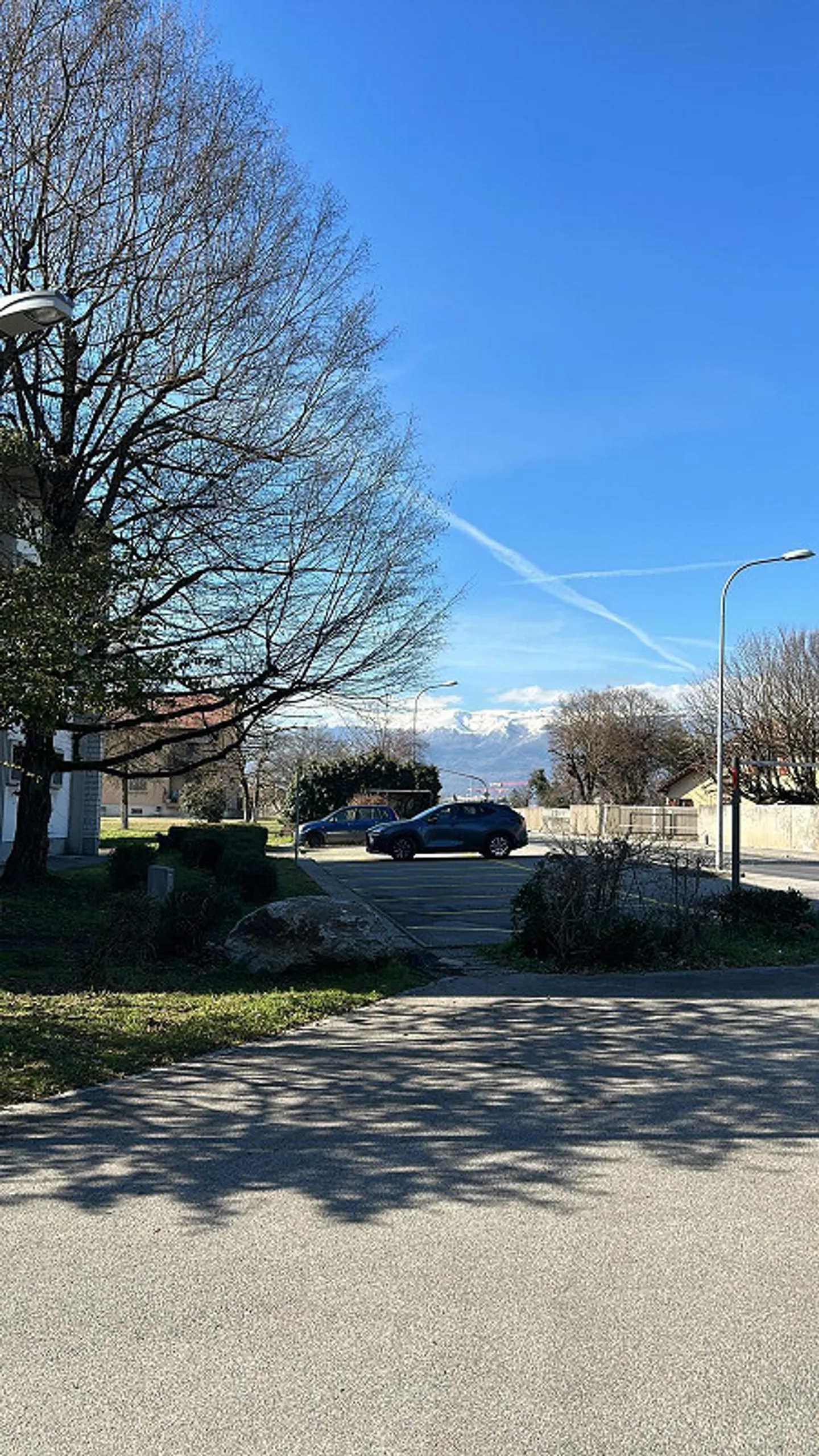 Spacious Office Space in Meyrin - Photo 2 of 8