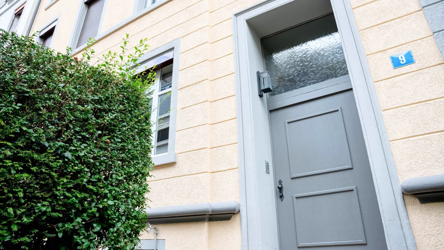 CHARME DELLA BELLA EPOCA - APPARTAMENTO BOUTIQUE DI 3,5 STANZE / 2 CAMERE DA LETTO - Foto 18 di 21