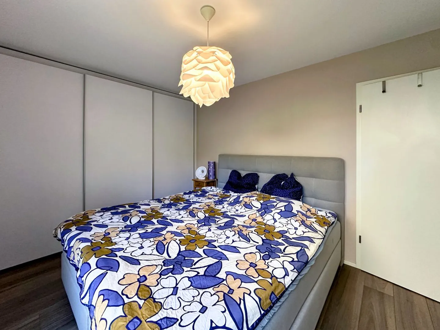 Bellissimo appartamento familiare con balcone-giardino e vista libera - Foto 4 di 13