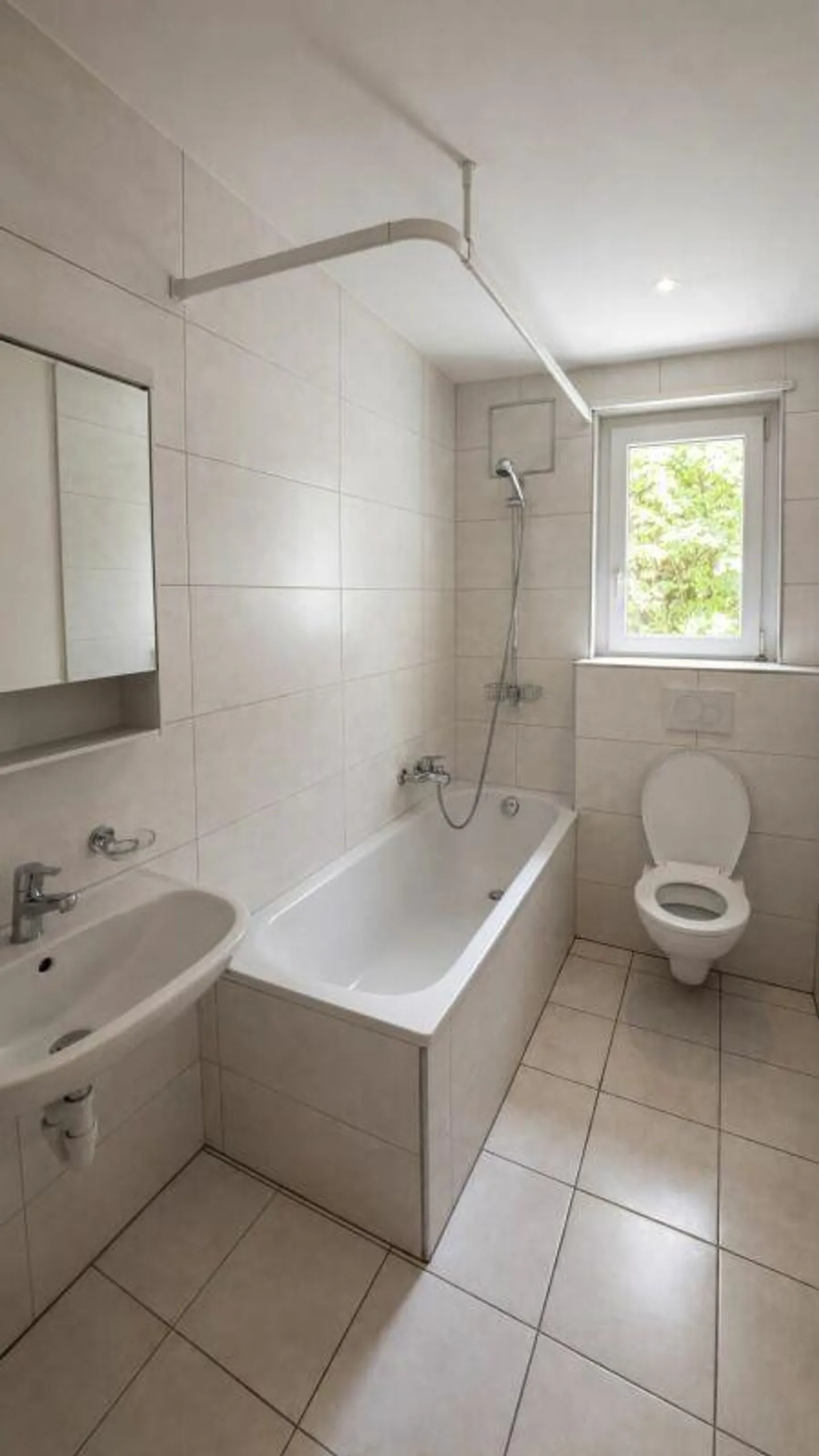 Bel appartement de 4,5 pièces - Photo 9 sur 10