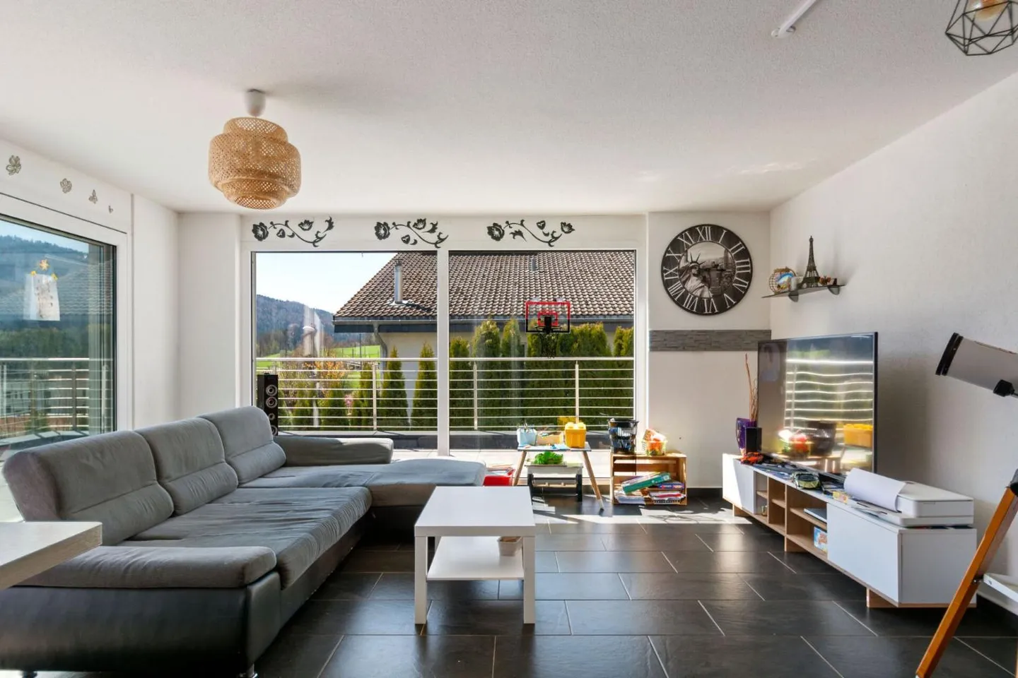 St-Imier, magnifique villa de 5,5 pièces avec jardin et carport - Photo 5 sur 13