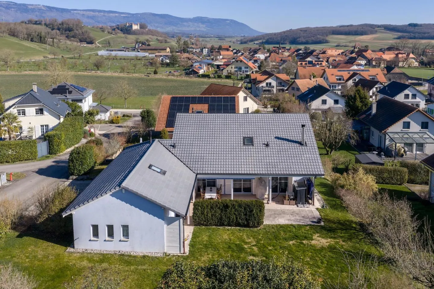 Belle villa individuelle dans un quartier familial et résidentiel - Photo 2 sur 13