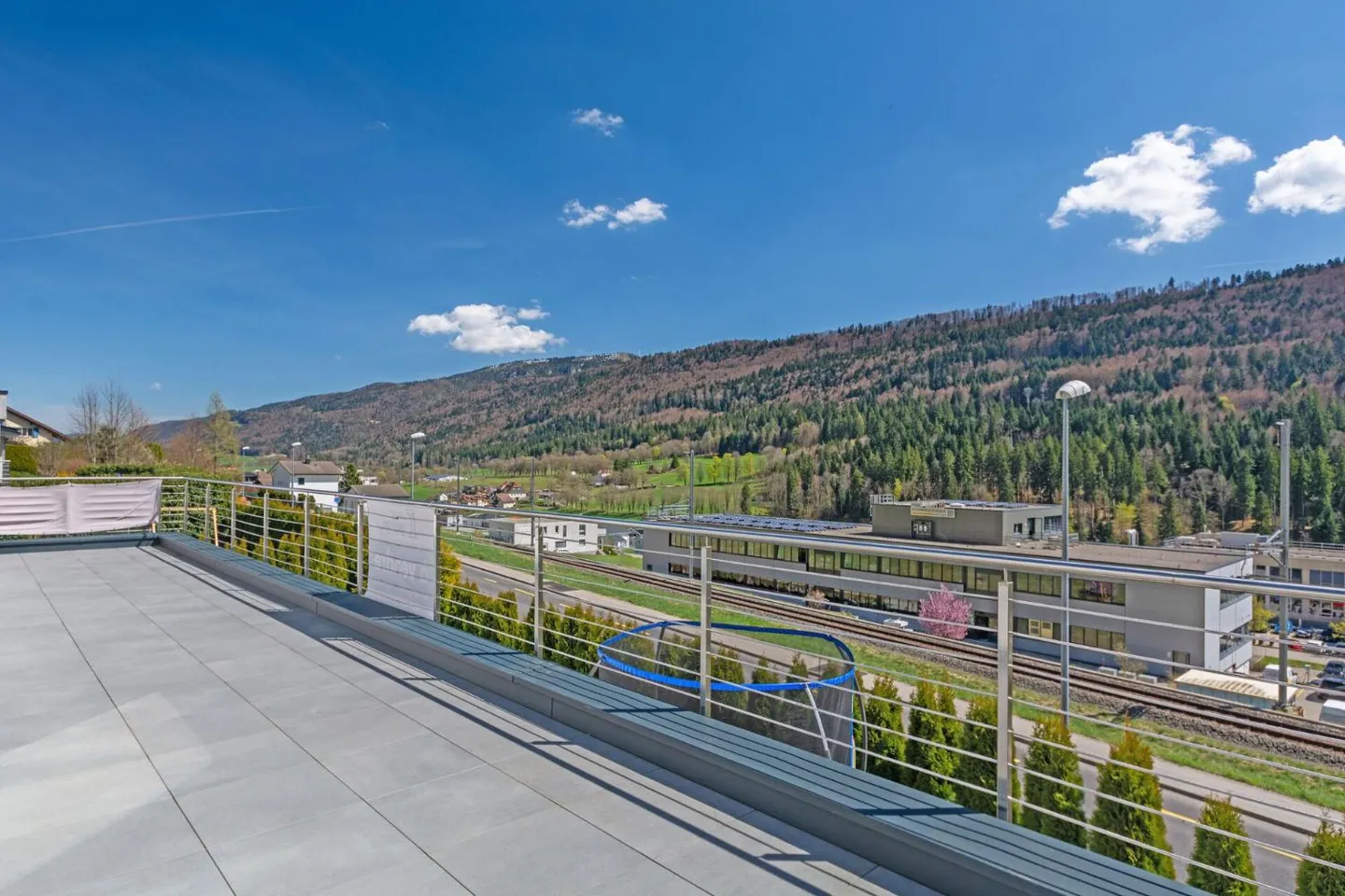 St-Imier, magnifique villa de 5,5 pièces avec jardin et carport - Photo 7 sur 13