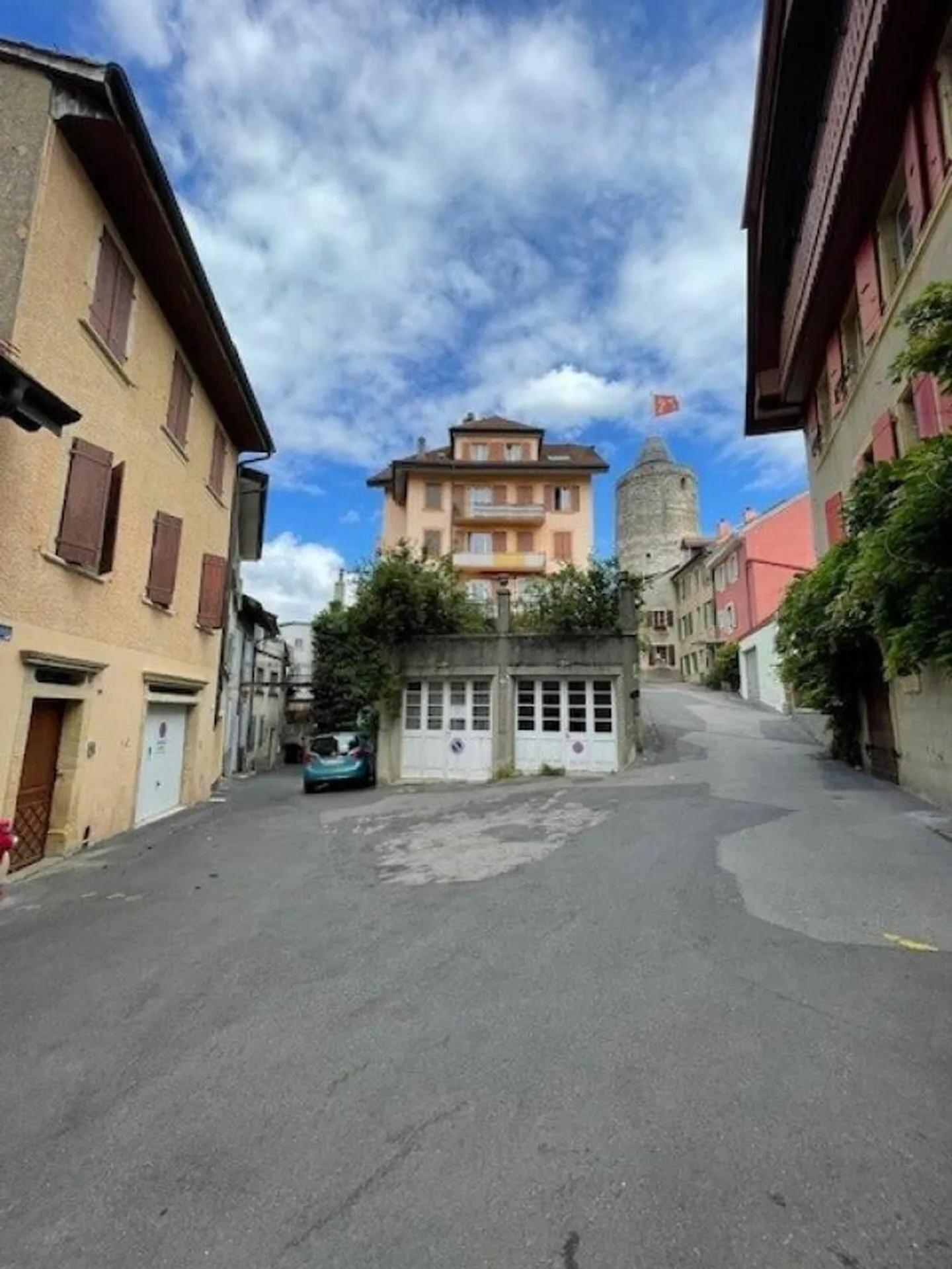 Appartamento affascinante nel cuore della vecchia città di Orbe! - Foto 1 di 7