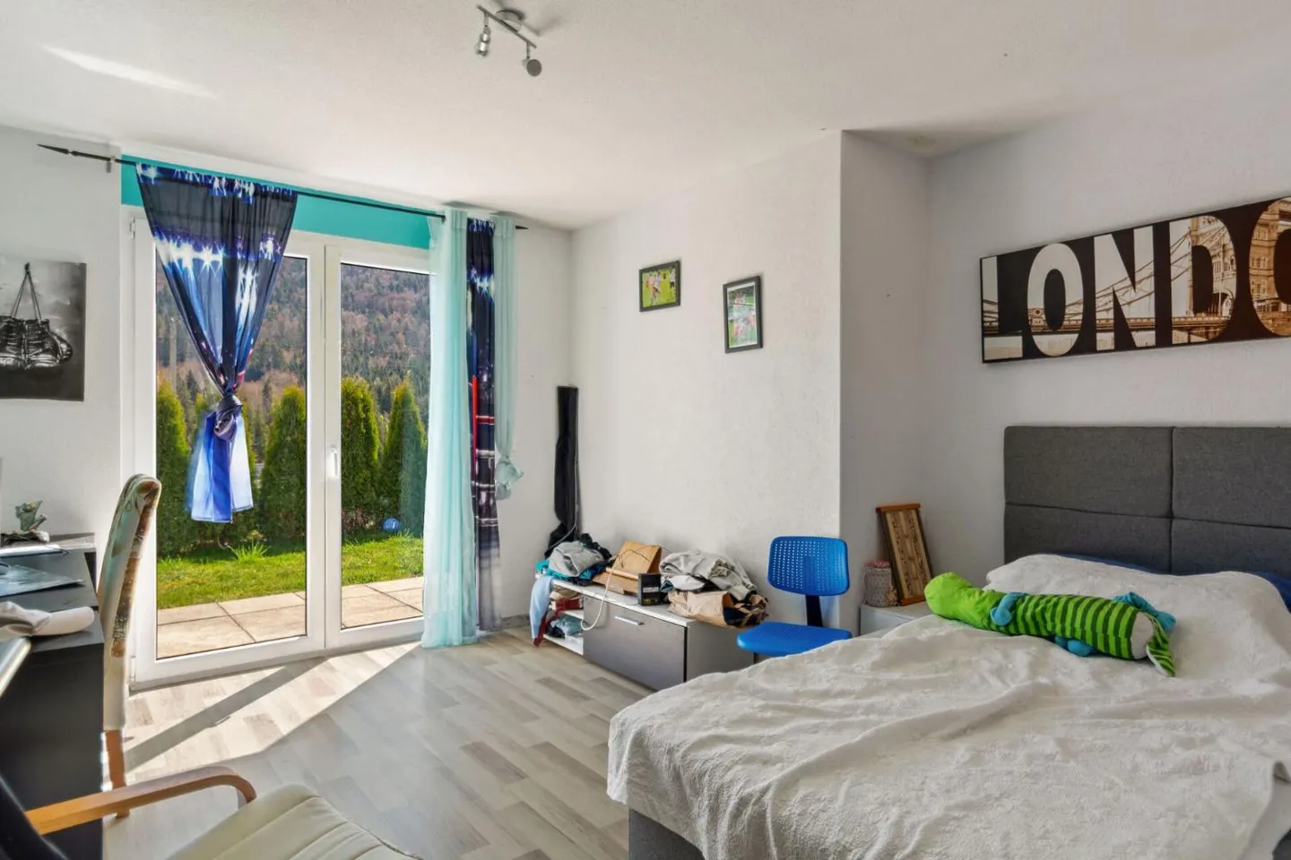 St-Imier, magnifique villa de 5,5 pièces avec jardin et carport - Photo 8 sur 13