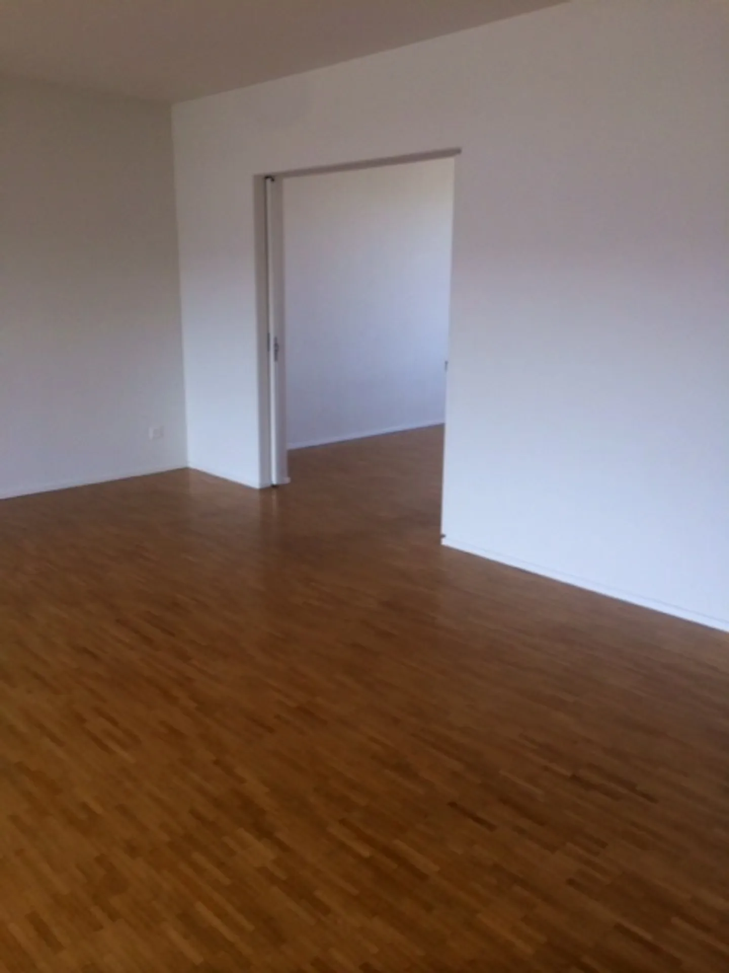 Appartamento spazioso in posizione centrale - Foto 5 di 6