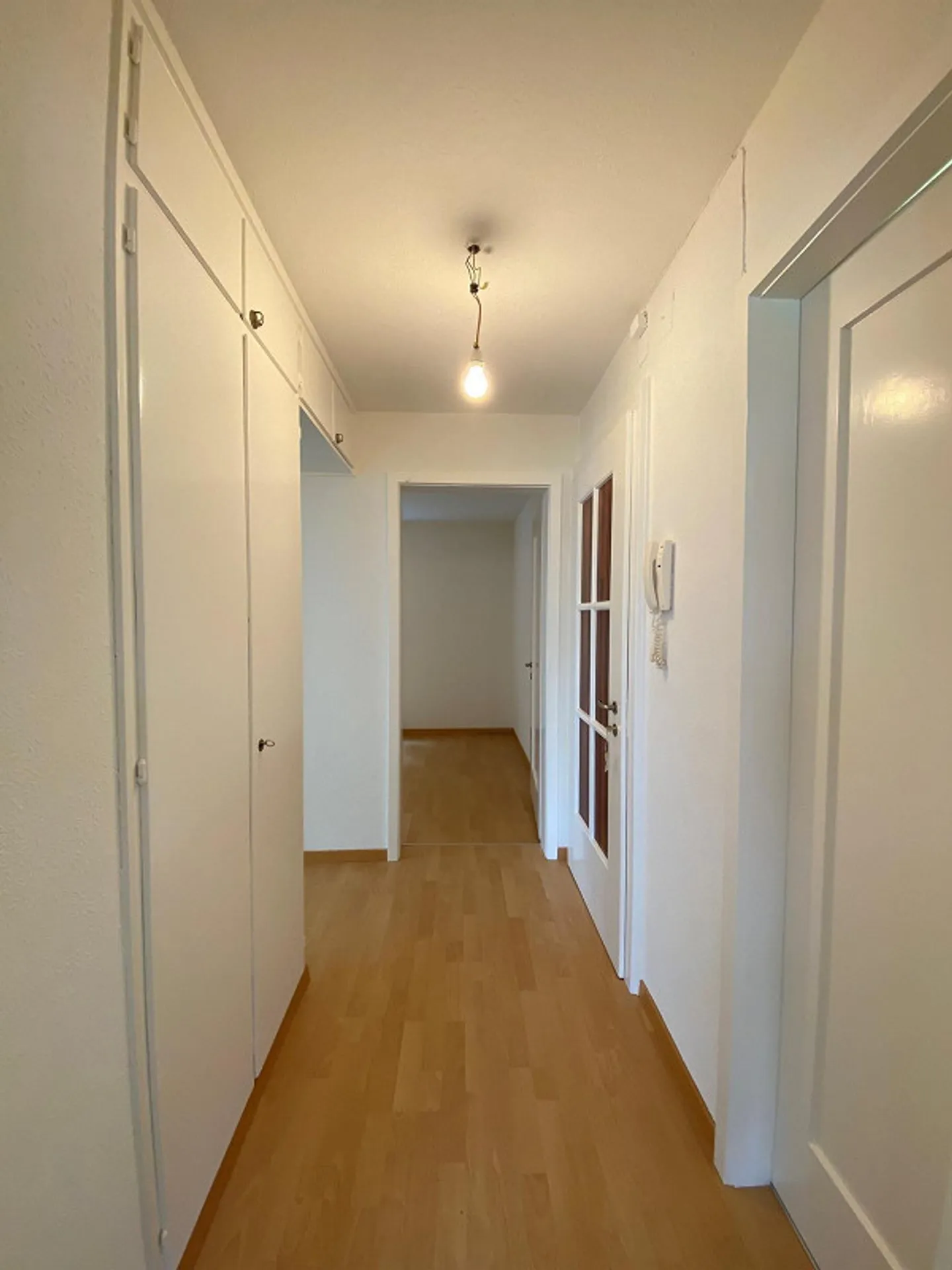 Light-flooded 3-room apartment in Lucerne - Photo 2 of 8