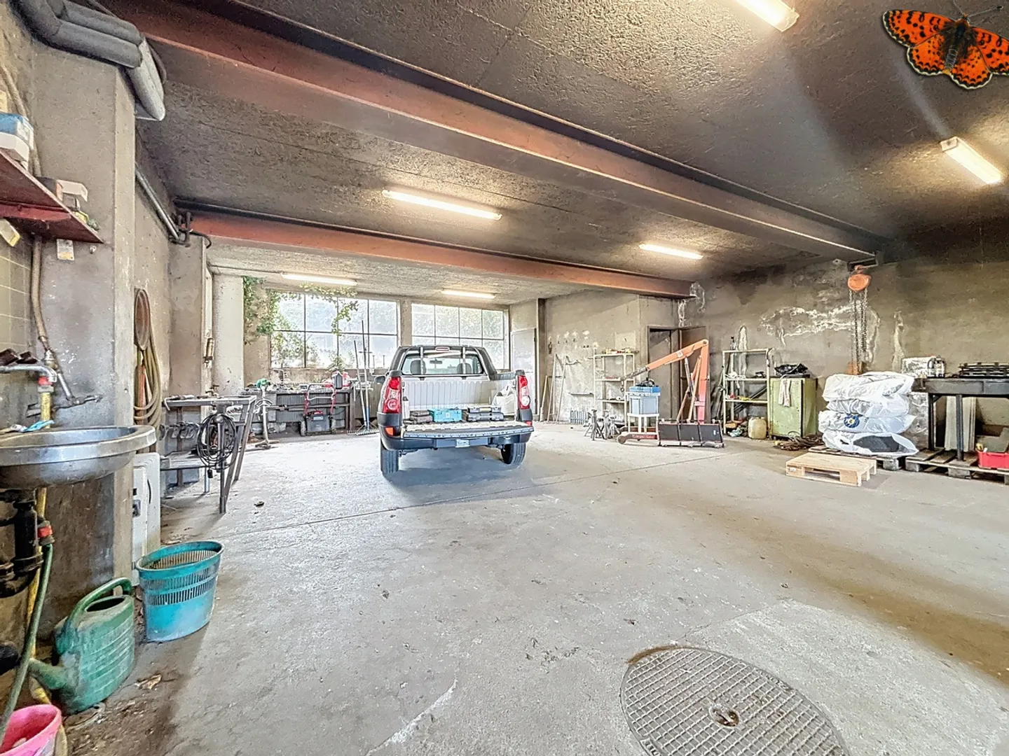 Authentic mixed-use building with forge to renovate in Grandcour - Photo 13 of 19