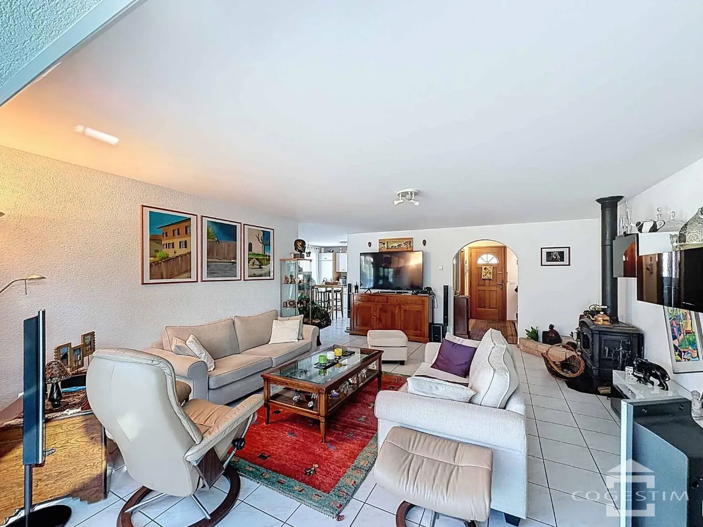 Semi-Detached House 4.5 Rooms - Photo 3 of 13