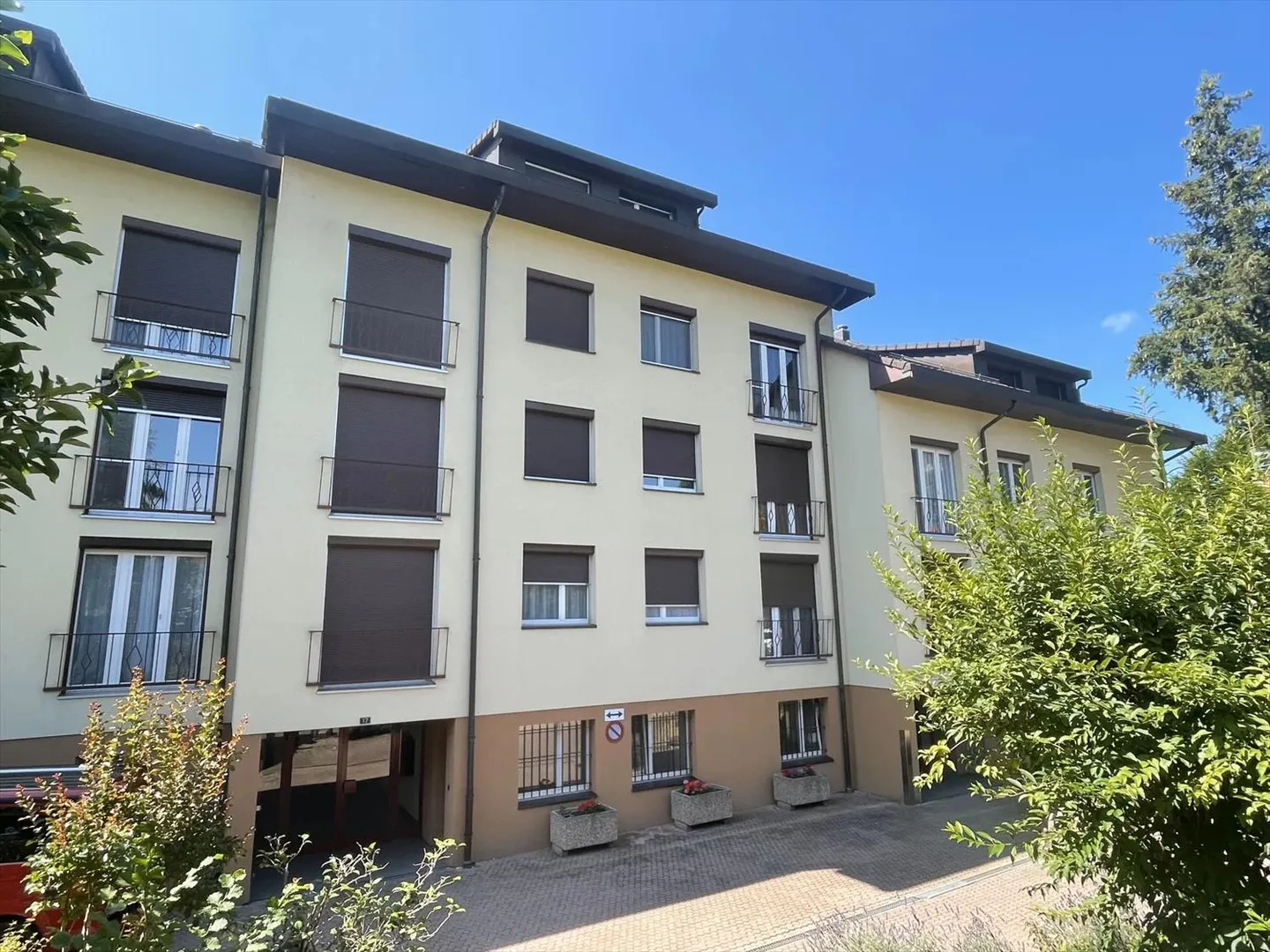 5-Zimmer-Wohnung - Foto 1 von 13