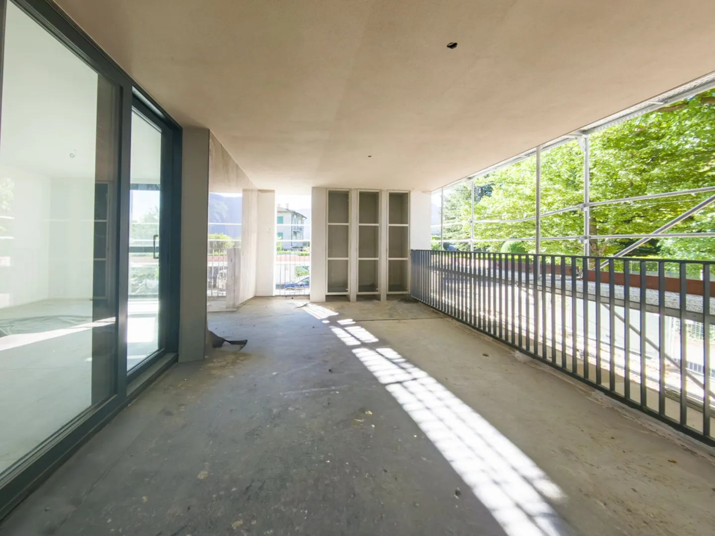 Appartamento nuovo di 3,5 locali con terrazza coperta a Lugano - Foto 2 di 6
