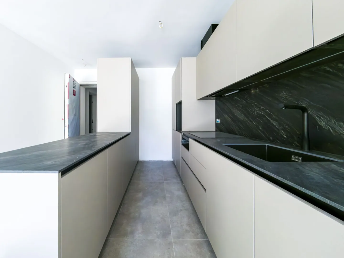 Appartamento nuovo di 3,5 locali con terrazza coperta a Lugano - Foto 3 di 6