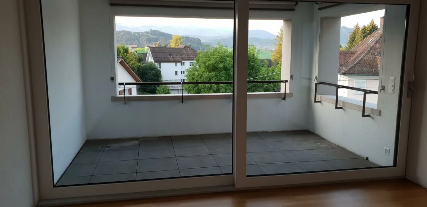 Appartement 2.5 pièces 69 m2 - Photo 4 sur 8