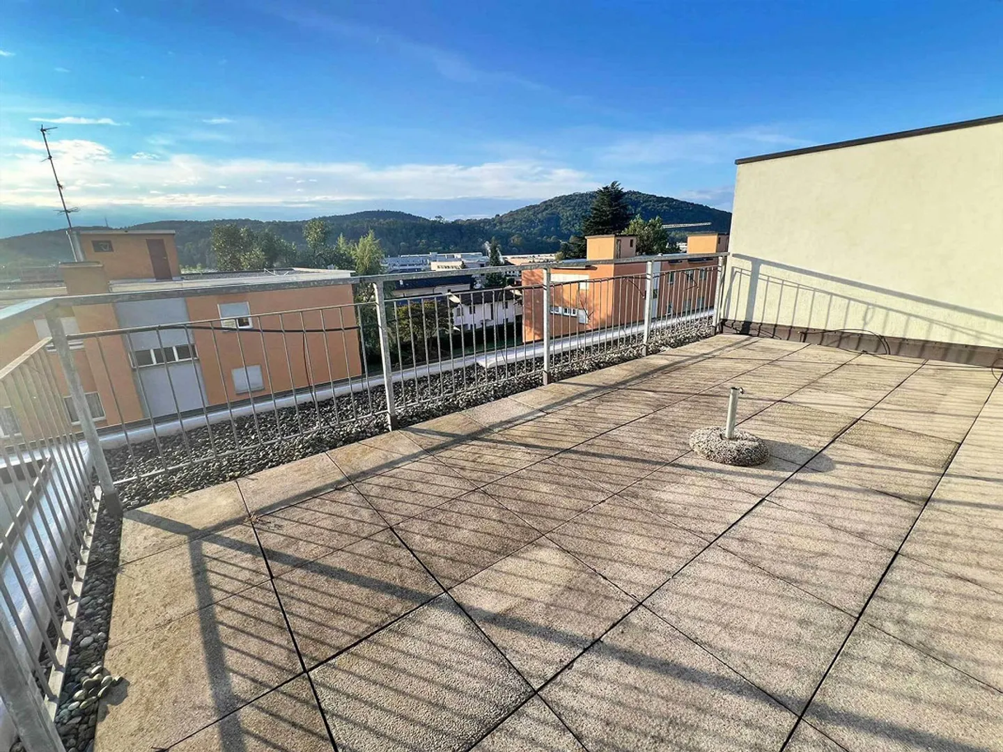 Wohnung mit Dachterrasse zum Verkauf - Foto 15 von 16