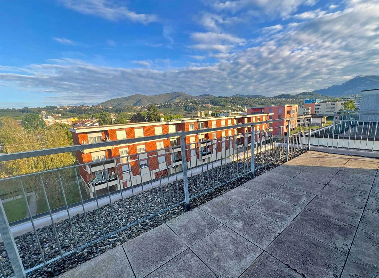 Wohnung mit Dachterrasse zum Verkauf - Foto 16 von 16