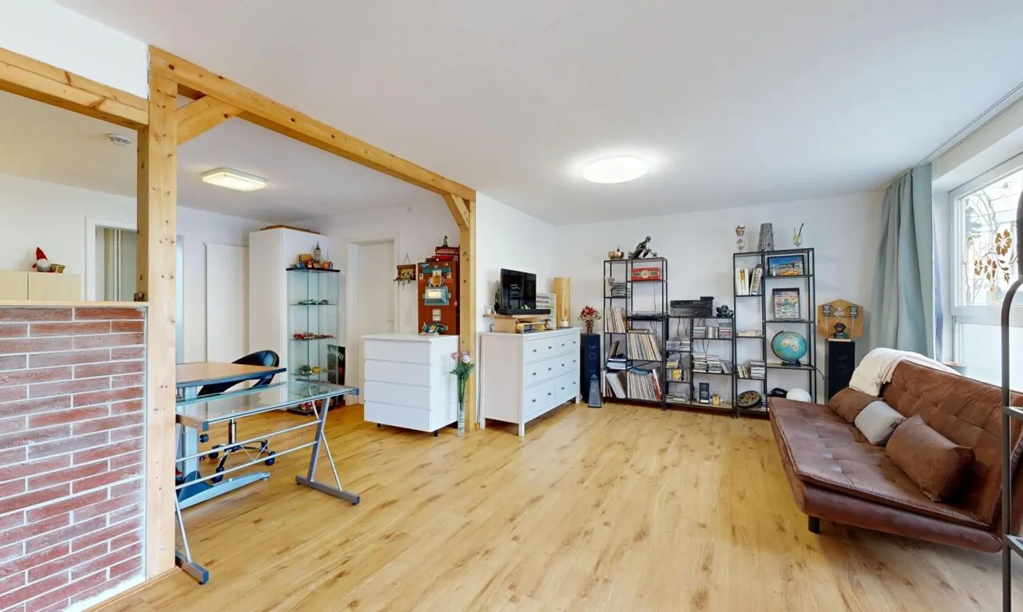 Casa bifamiliare con appartamento separato a Balsthal - Foto 9 di 11