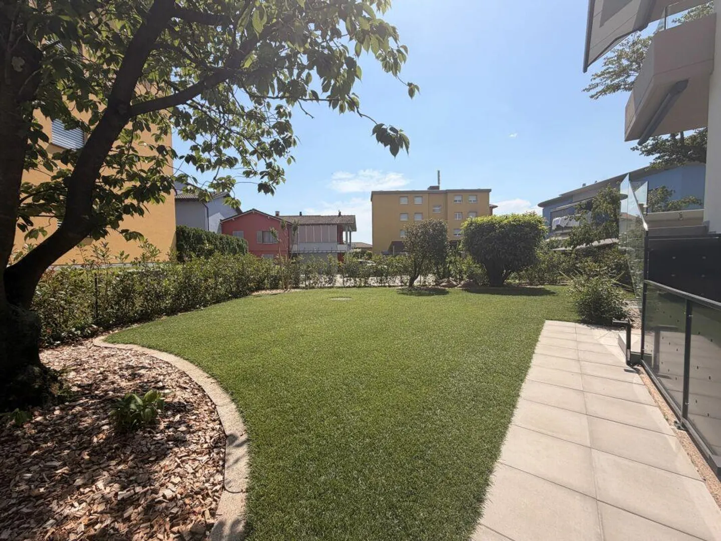 CANOBBIO - APPARTAMENTO 4.5 STANZE COMPLETAMENTE RISTRUTTURATO CON GIARDINO PRIVATO, TECNOLOGIA E COMFORT - Foto 8 di 25