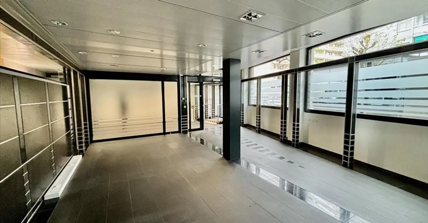 Spazio ufficio in affitto - Foto 6 di 7