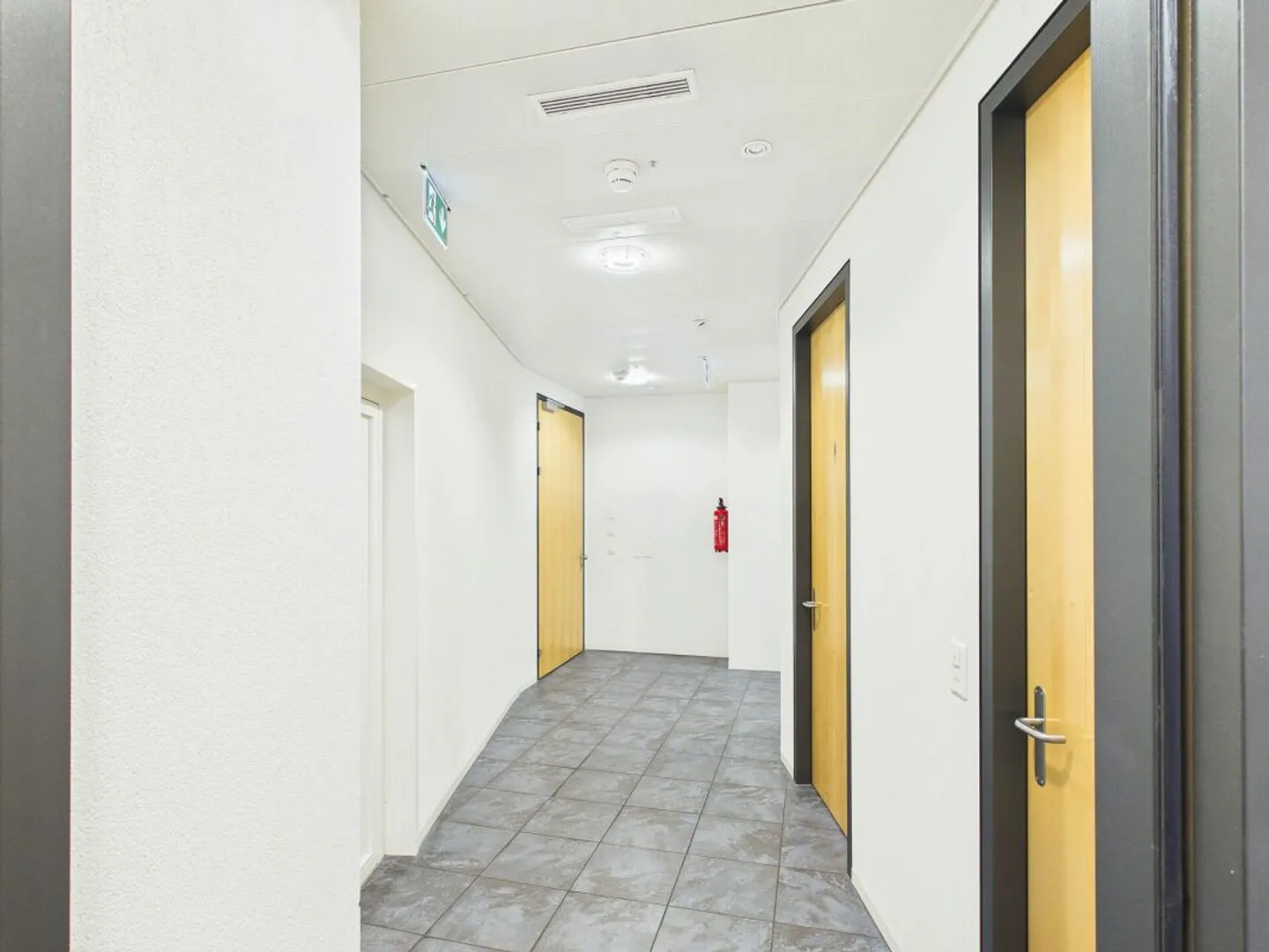 Geräumige Büroräume in Zürich - Foto 18 von 23