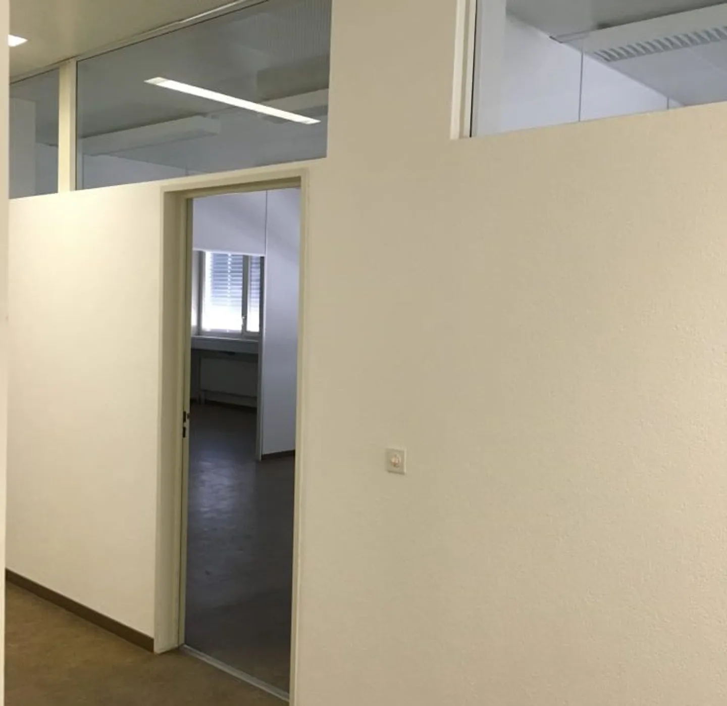 Business Park Deitingen, flexible spaces from 25m2 to 2000m2 - Photo 5 of 9