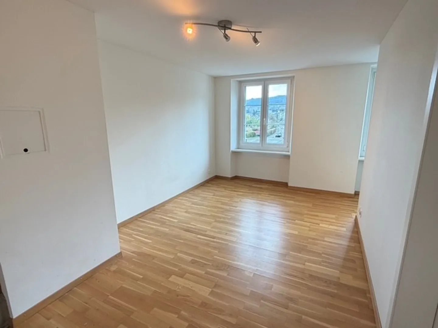 Appartamento affascinante di 4,5 stanze con vista lago - Foto 5 di 18