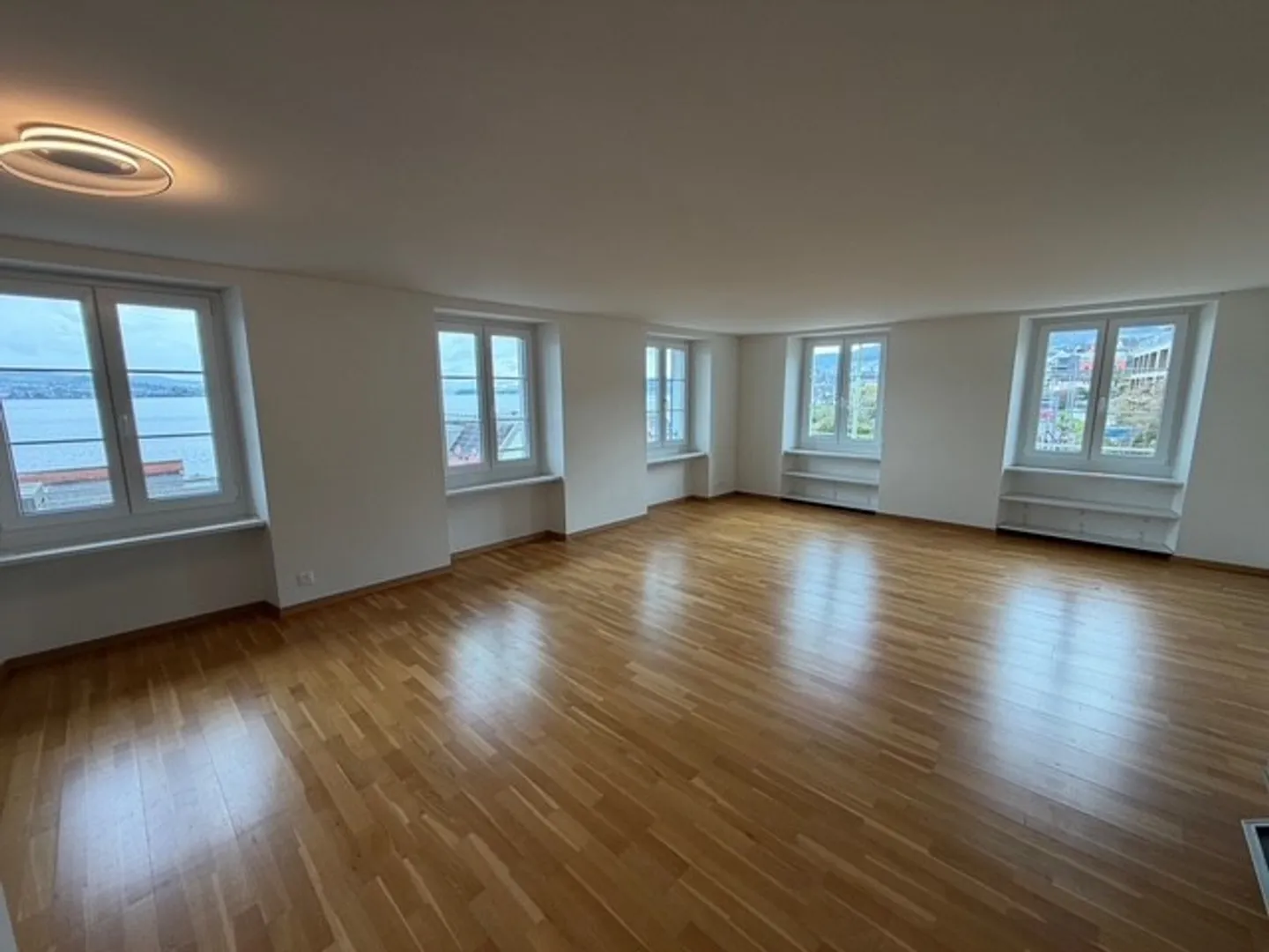 Appartamento affascinante di 4,5 stanze con vista lago - Foto 13 di 18