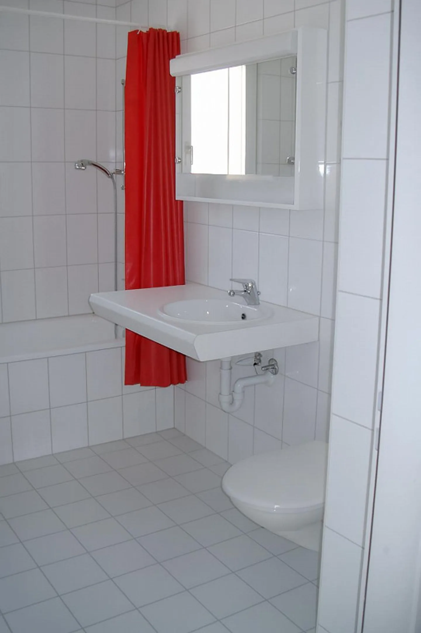 Appartement 4,5 pièces au 2ème étage dans un emplacement central - Photo 5 sur 9