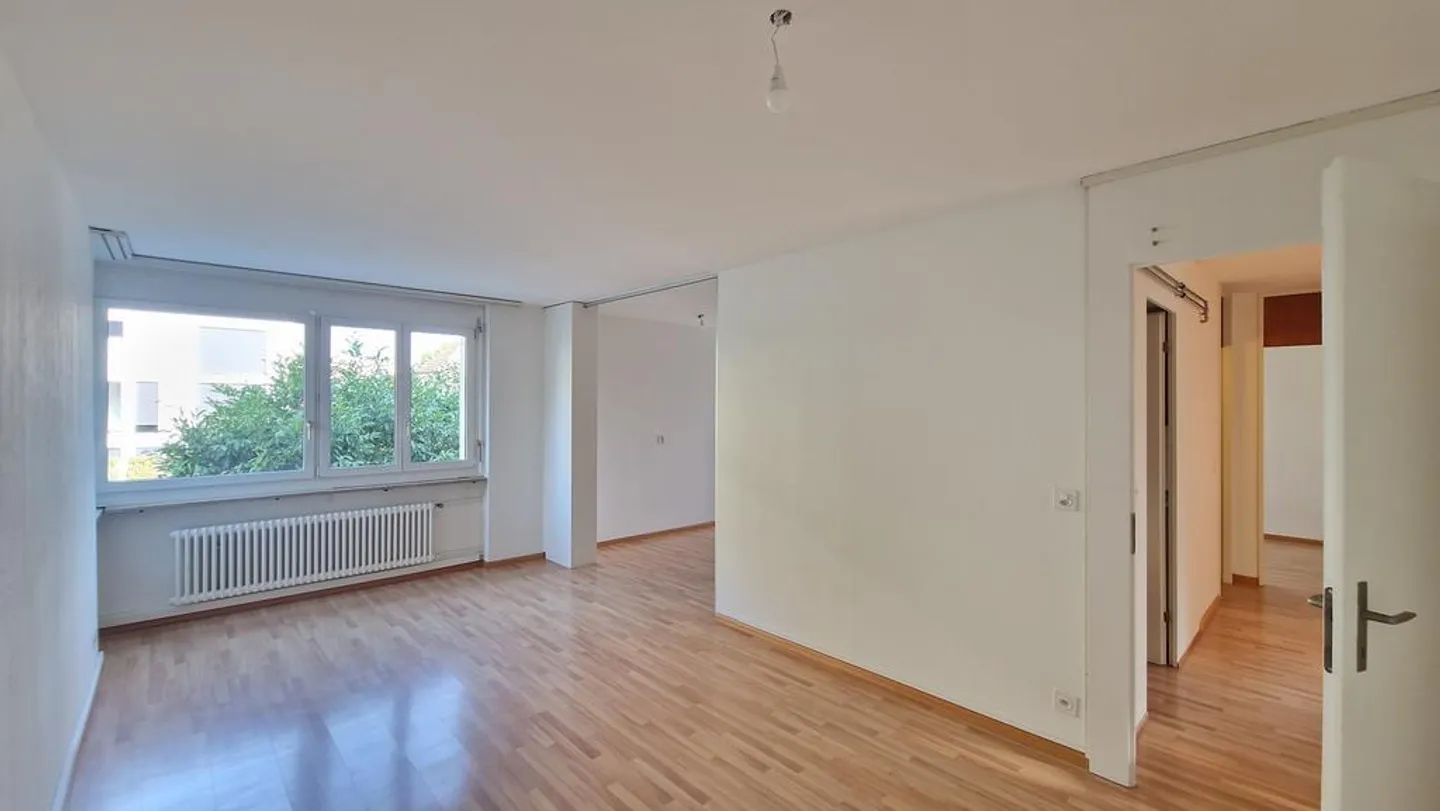 Charmante Wohnung mit Balkon - Foto 2 von 9