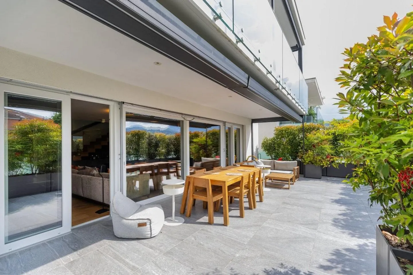 Exclusive duplex apartment with 5.5 rooms in Manno – Modern and panoramic view - Photo 7 of 11