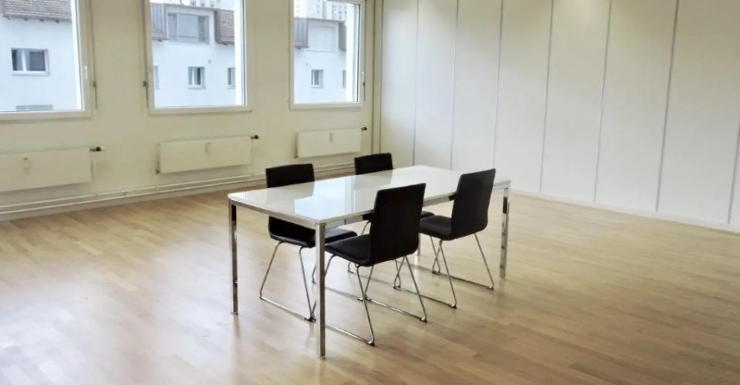 Central Office Space in Prime Location in Wettingen - Photo 3 of 3