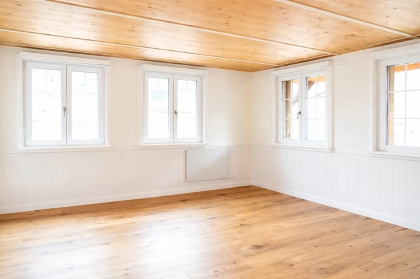 3.5 stanze nuova costruzione con terrazza - energeticamente efficiente a Grossdietwil - Foto 4 di 9