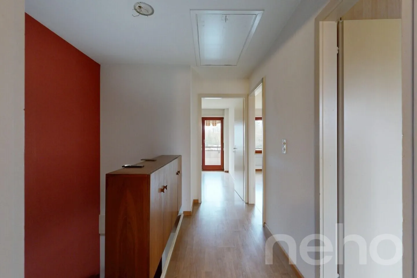 Maison de rangée d'angle avec beaucoup de potentiel dans un emplacement central à Ettingen - Photo 8 sur 9