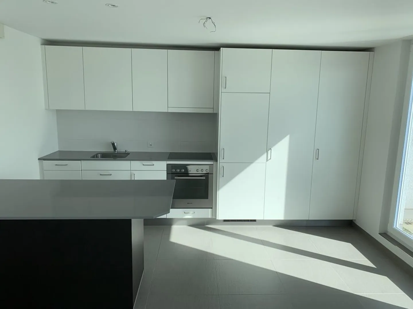 Schöne 2 Zimmer Dachwohnung - Foto 2 von 7