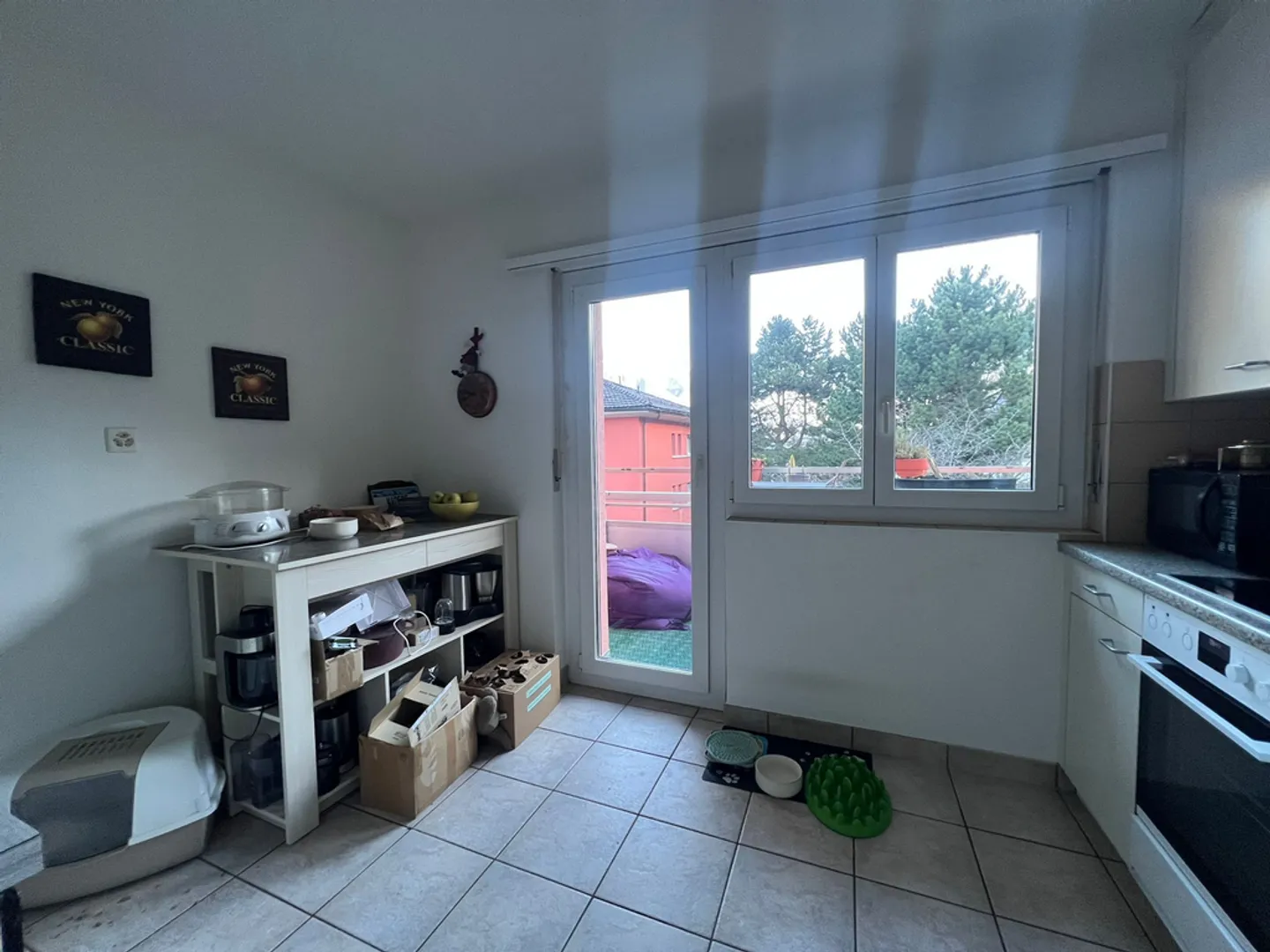 For rent 3.5 rooms on the 2nd floor - Photo 2 of 11